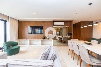 apartment em Rua Monsenhor Manoel Vicente, Água Verde - Curitiba - PR