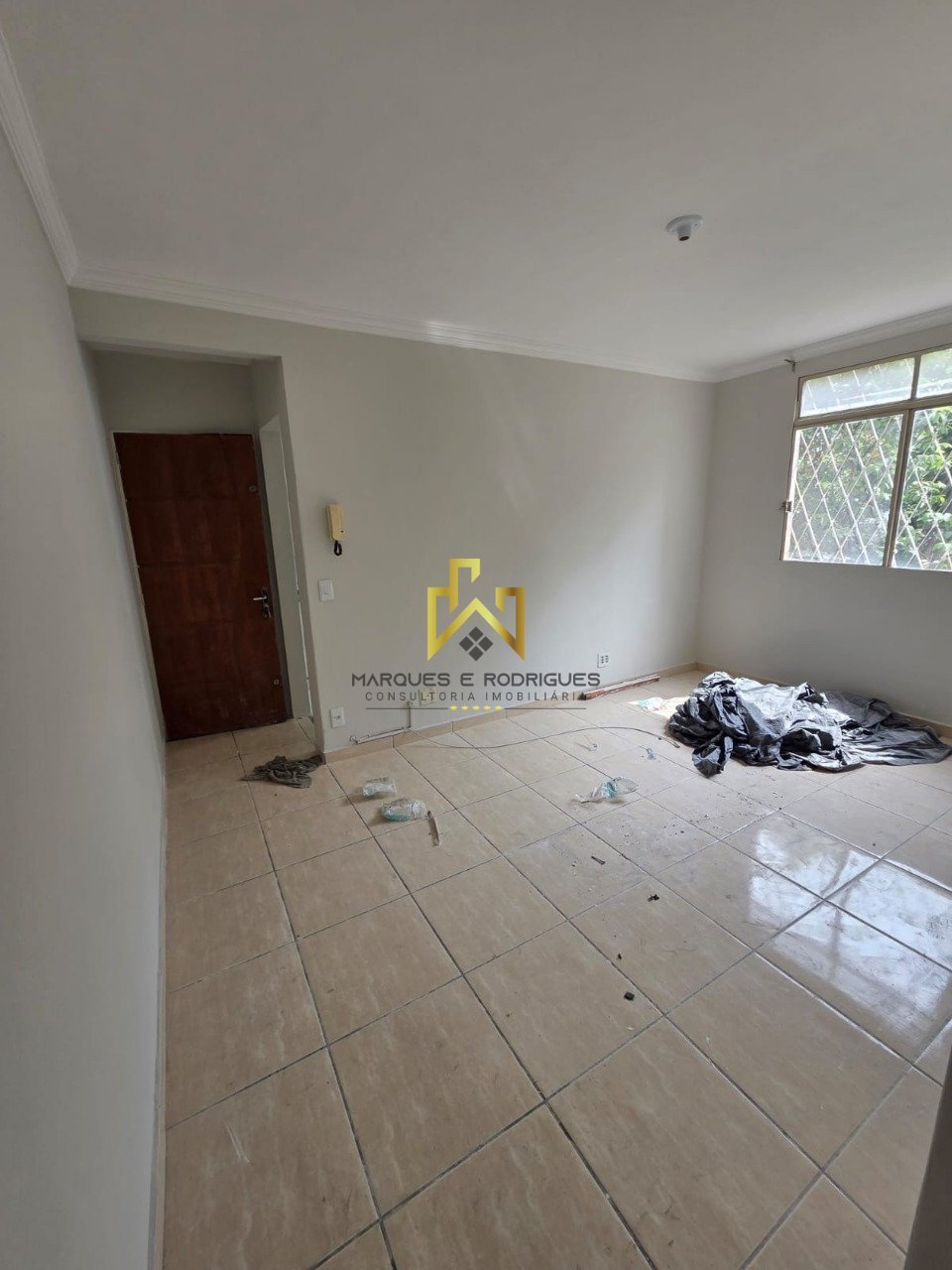 Apartamento com 2 quartos — Santa Mônica, Belo Horizonte