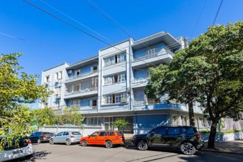 apartment em Rua Doutor Alcides Cruz, Santa Cecília - Porto Alegre - RS
