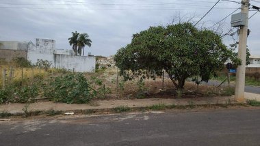 land_lot em Rua José de Paula Dias, Jardim Karaíba - Uberlândia - MG