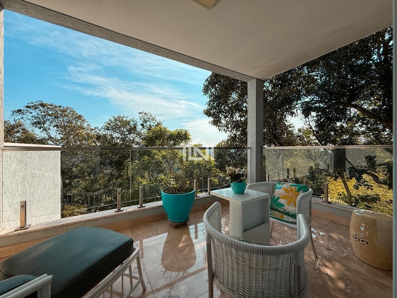 casa a venda no condominio vila real do moinho velho - varanda da suite 2