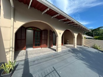 house em Rua Francisco Goulart, Trindade - Florianópolis - SC