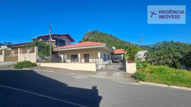 house em Rua Mario Benjamin Robaina, Paulas - São Francisco do Sul - SC