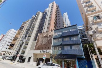 apartment em Rua Lamenha Lins, Centro - Curitiba - PR