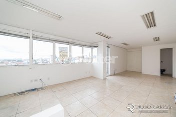 office em Rua Doutor Barros Cassal, Floresta - Porto Alegre - RS