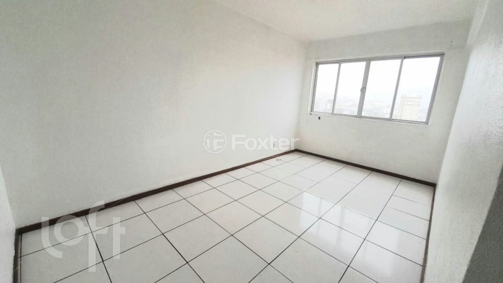 930f25b0