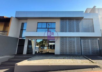 house em Avenida Luiz Rosseto, Caravelle - Londrina - PR