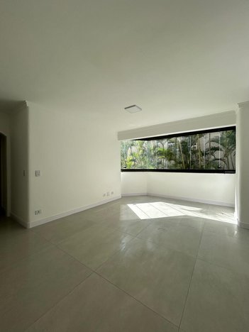 apartment em Rua Barão de Jaceguai, Campo Belo - São Paulo - SP