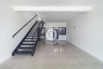 business em Avenida Armando Fajardo, Igara - Canoas - RS