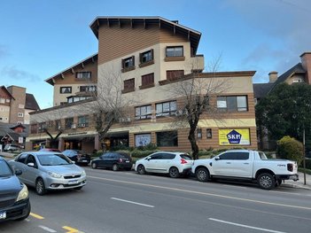 apartment em Avenida das Hortênsias, Centro - Gramado - RS