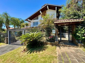 house em Rua Orestes Baldisserotto, Colina Sorriso - Caxias do Sul - RS