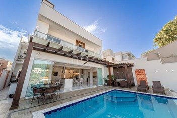 house em Rua Colon, Glória - Joinville - SC