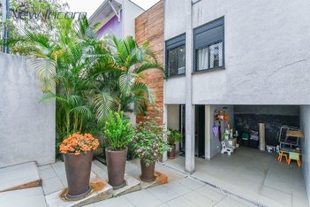 house em Rua Doutor Roberto de Almeida Vinhas, Jardim da Glória - São Paulo - SP