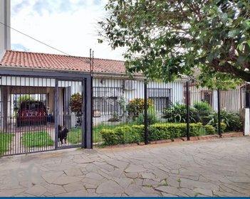 house em Oito de Julho, Jardim Botânico - Porto Alegre - RS