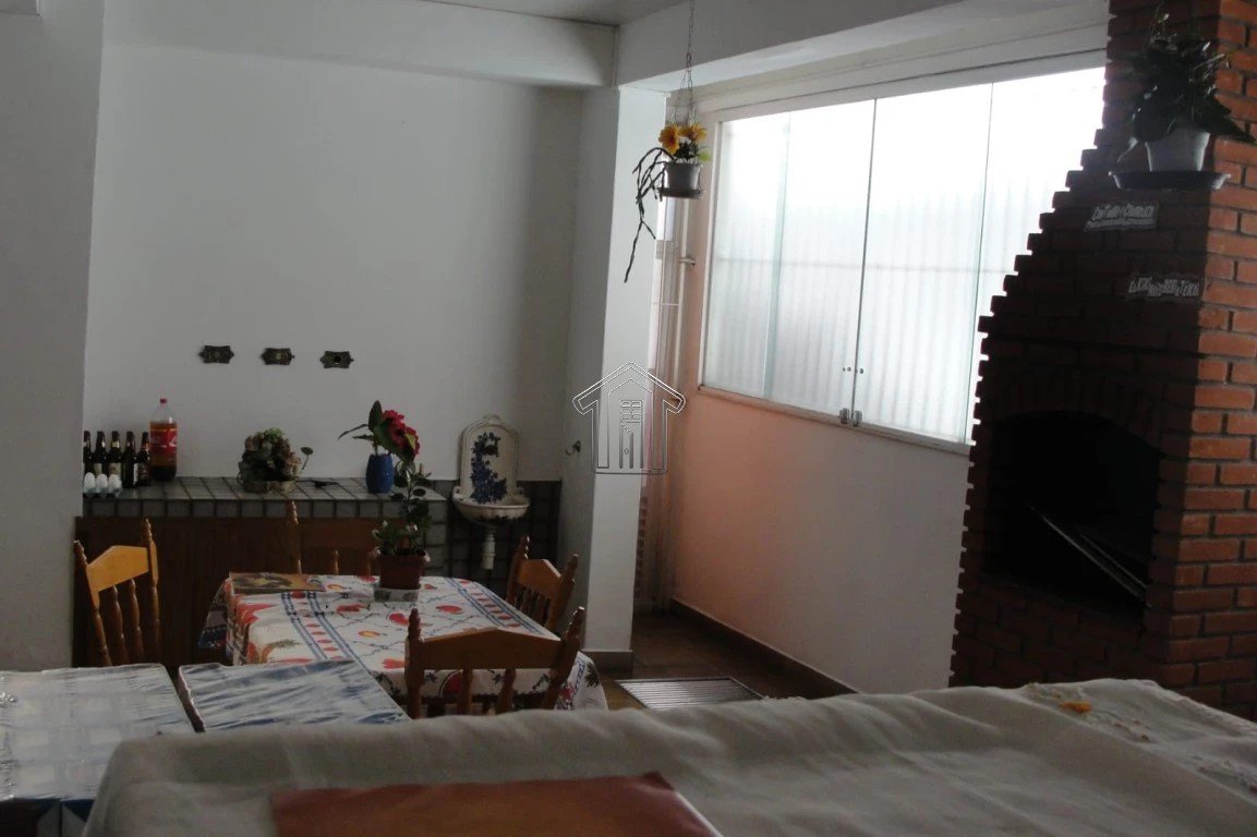 img10894