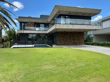 house em Avenida Paraguassu, Centro - Xangri-Lá - RS