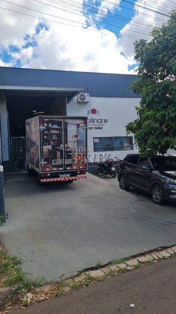 industrial em Rua Tangará, Yara - Londrina - PR