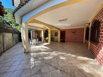 house em Rua Indaiá, São Sebastião - Petrópolis - RJ