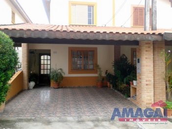 house em Rua Francisca de Freitas Martins, Jardim Califórnia - Jacareí - SP