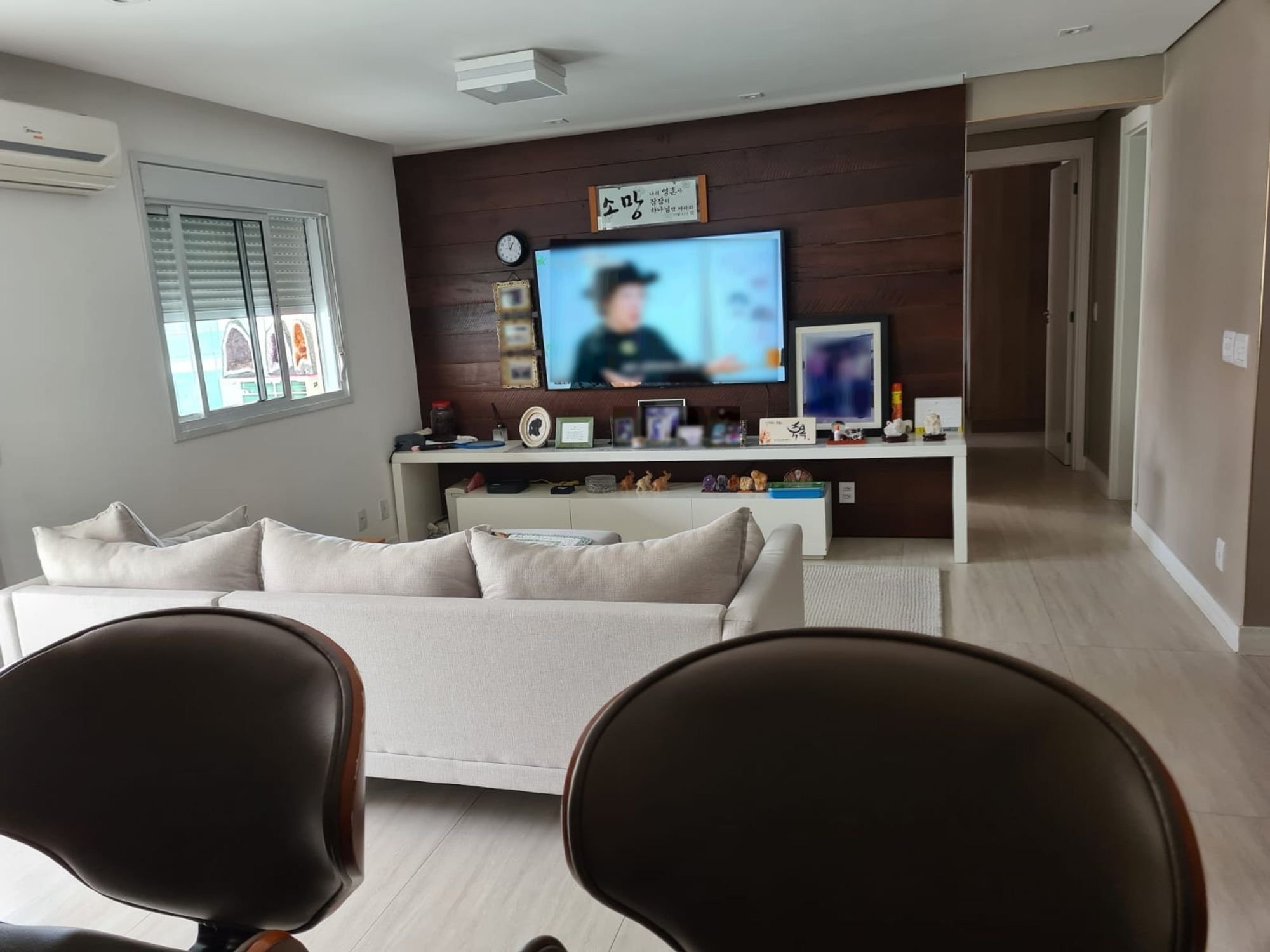 img0