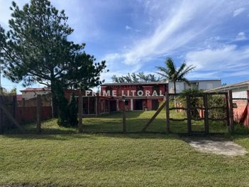 house em Avenida Deputado Osvaldo Bastos, Zona Nova - Tramandaí - RS