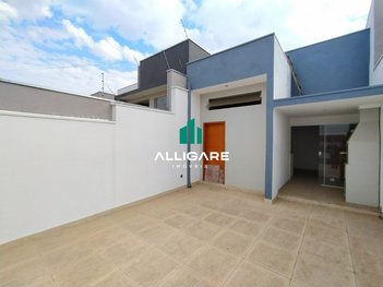 house em Rua Vereador Divino Augusto de Oliveira, São Carlos - Pouso Alegre - MG