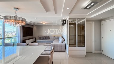 apartment em Rua Petit Carneiro, Água Verde - Curitiba - PR
