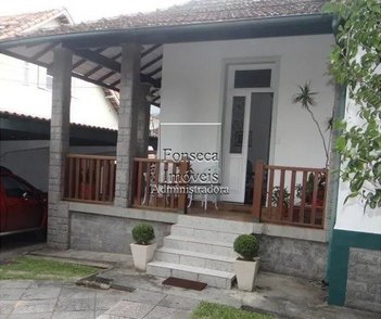 commercial_building em Avenida Coronel Albino Siqueira, Alto da Serra - Petrópolis - RJ