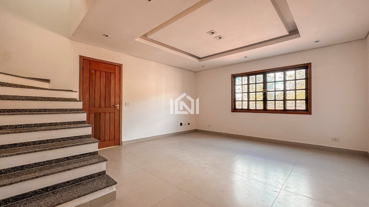 Casa para locacao no condominio New Garden - Sala de televisao e sala de jantar