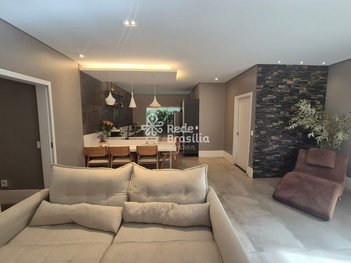 house em SHA Conjunto 5 Chácara 133, Setor Habitacional Arniqueira (Águas Claras) - Brasília - DF