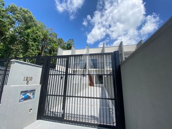 house em Rua Franklin Roosevelt, Iririú - Joinville - SC