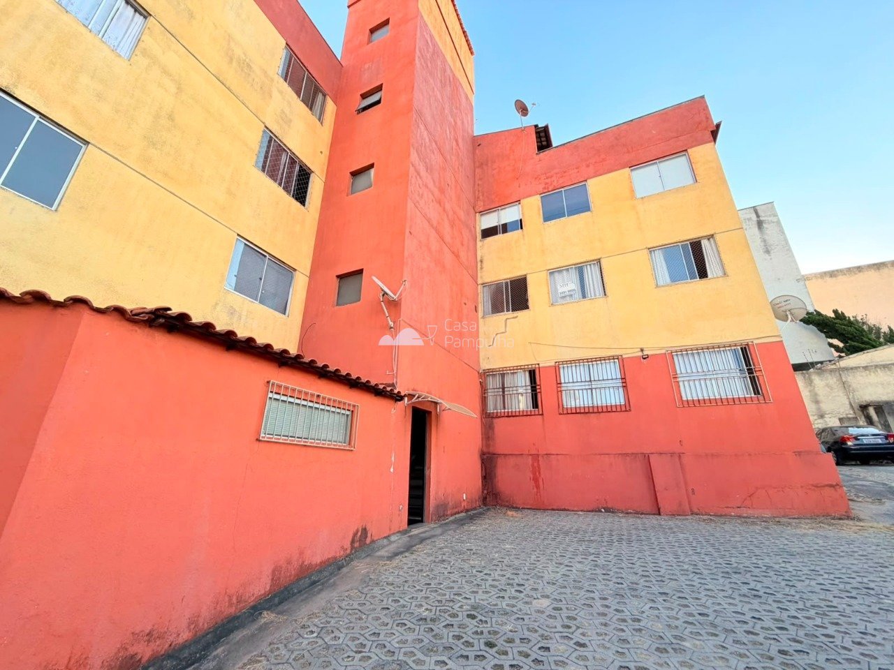 Apartamento com 3 quartos — Santa Amélia, Belo Horizonte