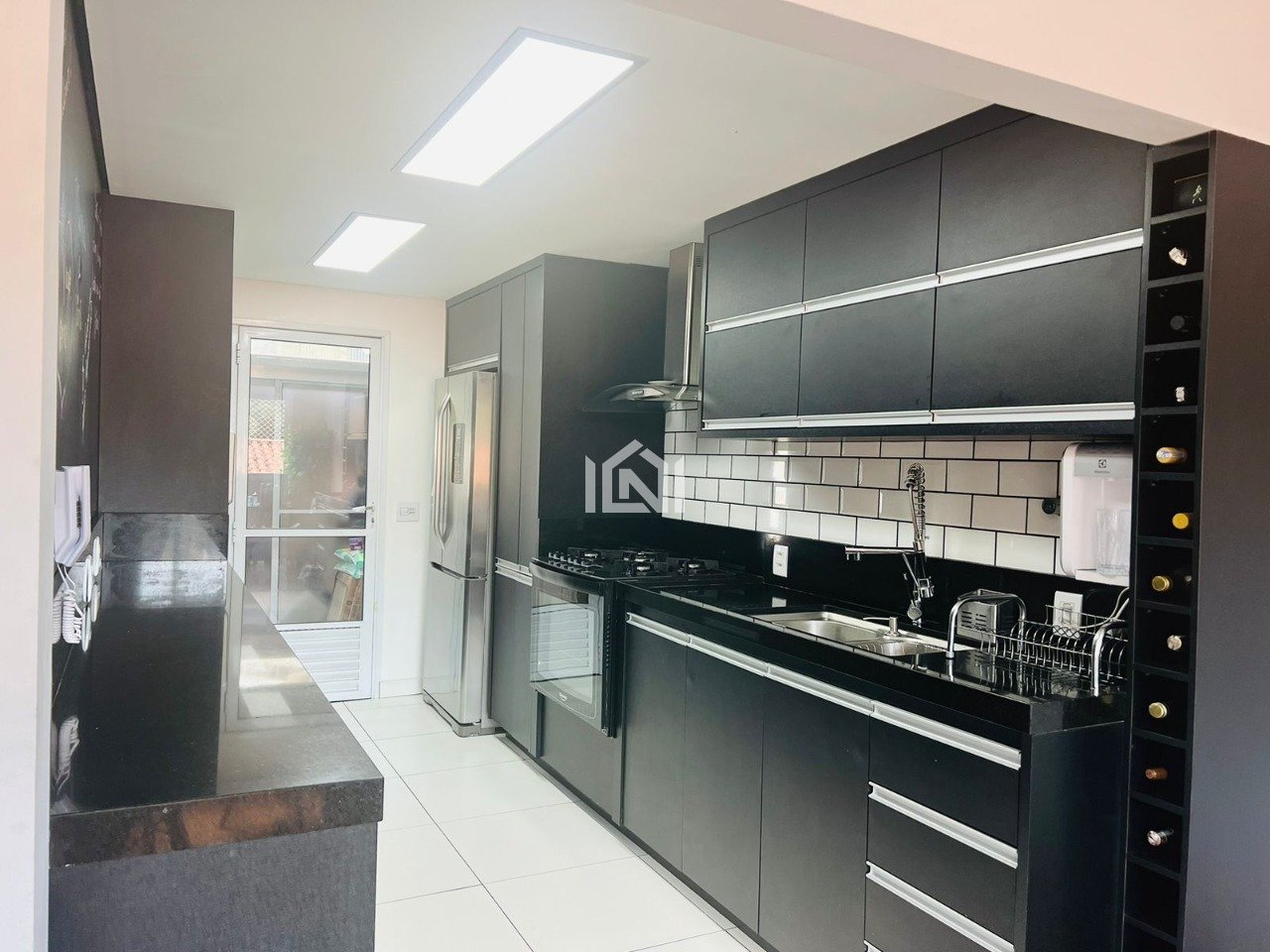 Casa à venda no Bosque dos Manacás - cozinha planejada