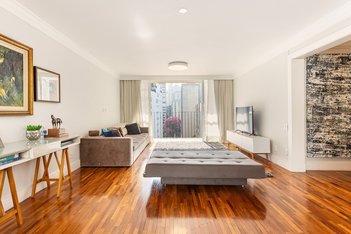 apartment em Rua Batataes, Jardim Paulista - São Paulo - SP