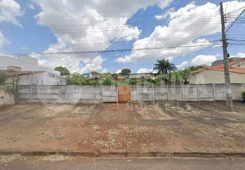 land_lot em Rua das Cerejeiras, Jaraguá - Uberlândia - MG