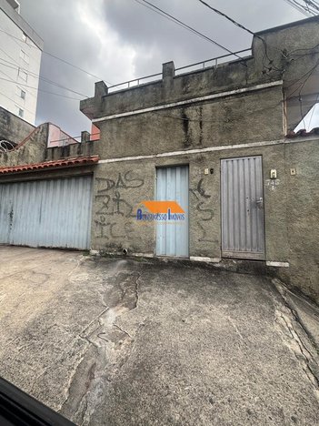 house em Rua Cônego Santana, Cachoeirinha - Belo Horizonte - MG