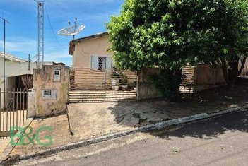 house em Rua Elias Moreno, Vila Moreno - Santo Anastácio - SP