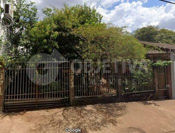 land_lot em Avenida Aspirante Mega, Chácaras Tubalina e Quartel - Uberlândia - MG