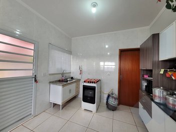 house em Rua Leonilda Varoli Faconti, Jardim Monte Mor - Botucatu - SP