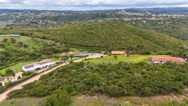 land_lot em Avenida Manoel Santiago de Oliveira, Alpes Suiços - Gravatá - PE