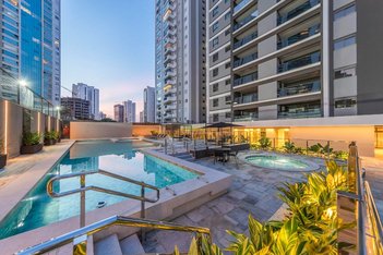 apartment em Rua Ernâni Lacerda de Athayde, Gleba Fazenda Palhano - Londrina - PR