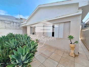 house em Avenida Casa Branca, Jardim Centenário - Mogi Guaçu - SP