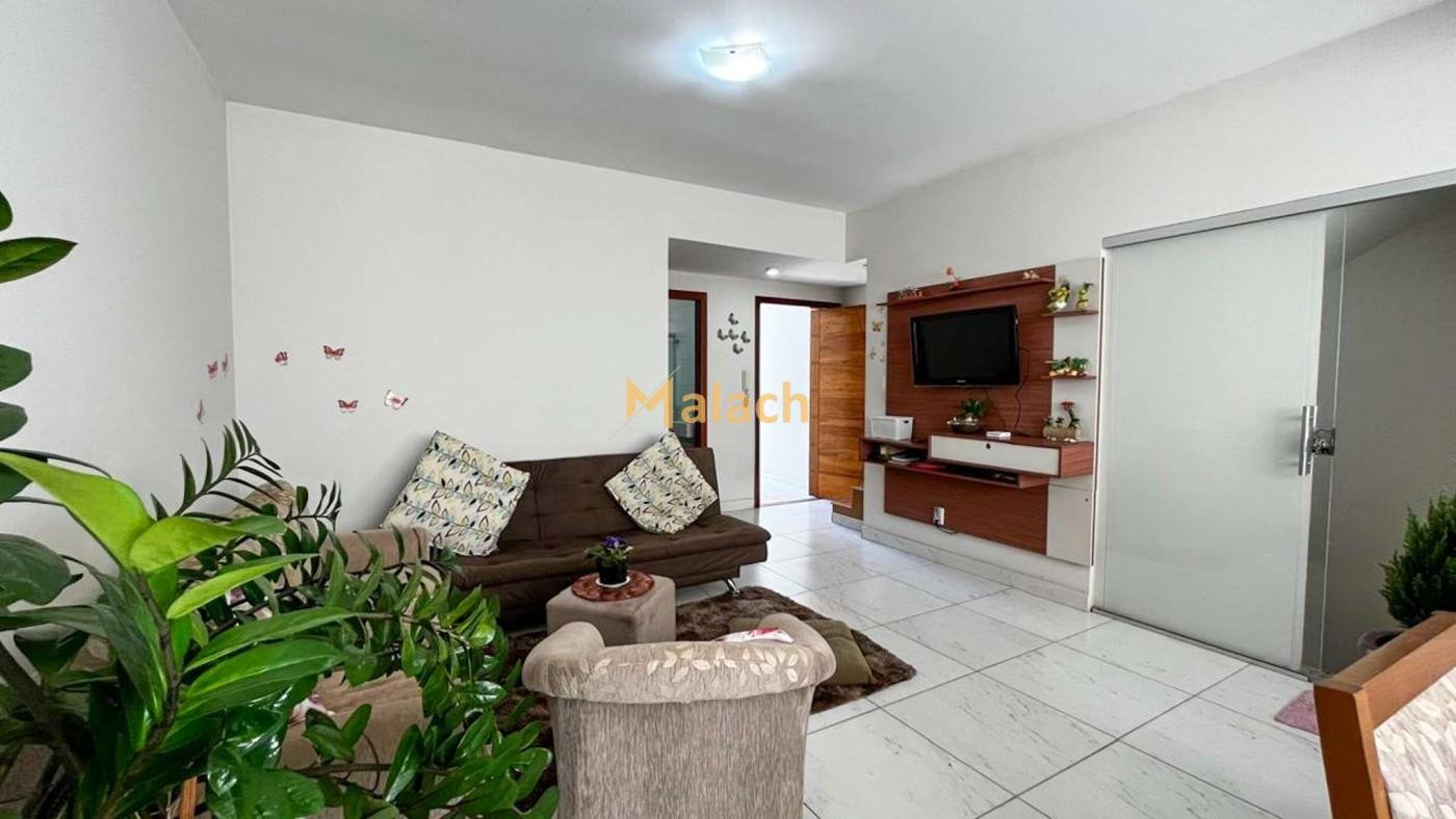 Casa com 3 quartos — Santa Efigênia, Belo Horizonte