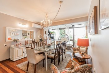 house em Saúde, Auxiliadora - Porto Alegre - RS