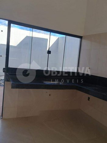 house em Rua Laerte Faria Diniz, Residencial Fruta do Conde - Uberlândia - MG