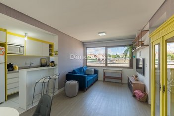 apartment em Travessa Escobar, Camaquã - Porto Alegre - RS