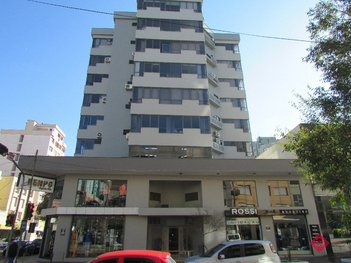 commercial_building em Rua Pinheiro Machado, Centro - Caxias do Sul - RS