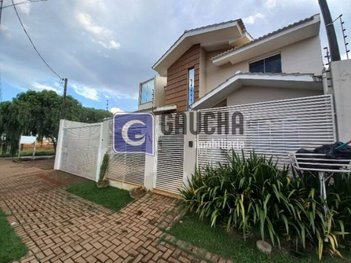 house em Avenida Brasil, Centro - Cascavel - PR