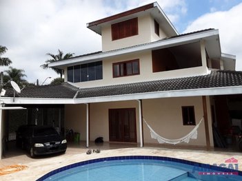 house em Avenida Estados Unidos, Jardim Siesta - Jacareí - SP