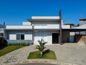 house em Rua João Ubiali, Chácaras Silvania - Valinhos - SP